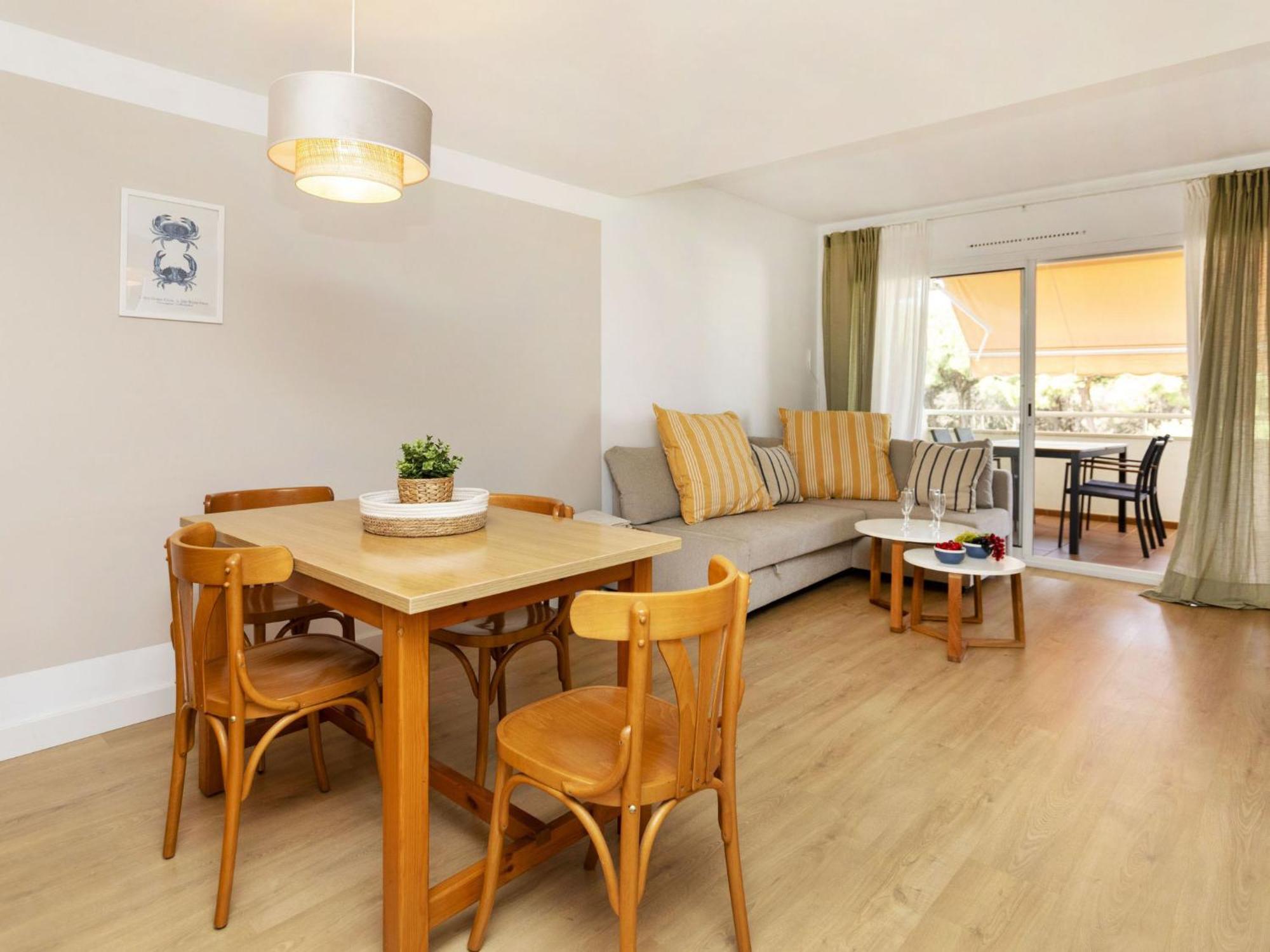 Mar C By Interhome Pals