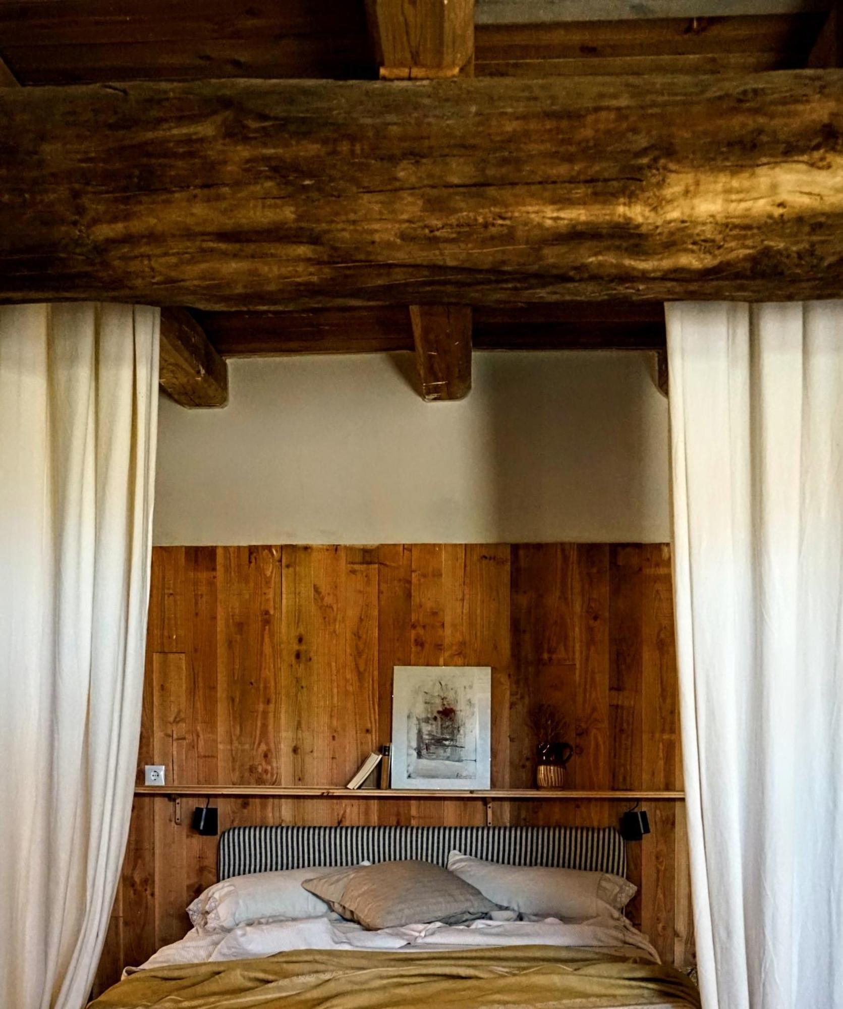 Tat, Loft In A Old Coach House Apartamento