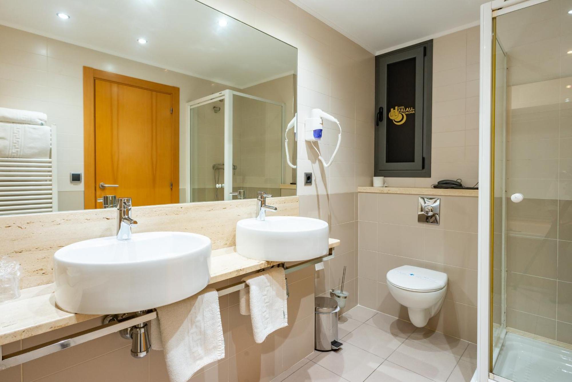 Hotel Palau De Girona 4*