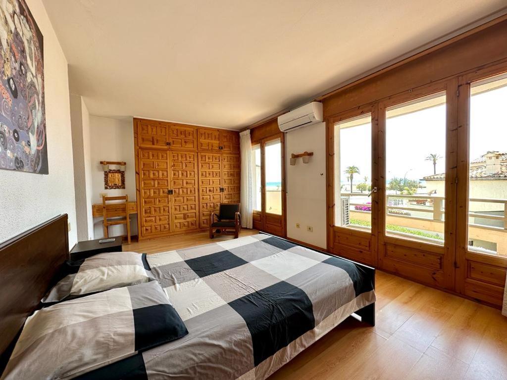 Cargols De Mar * Empuriabrava