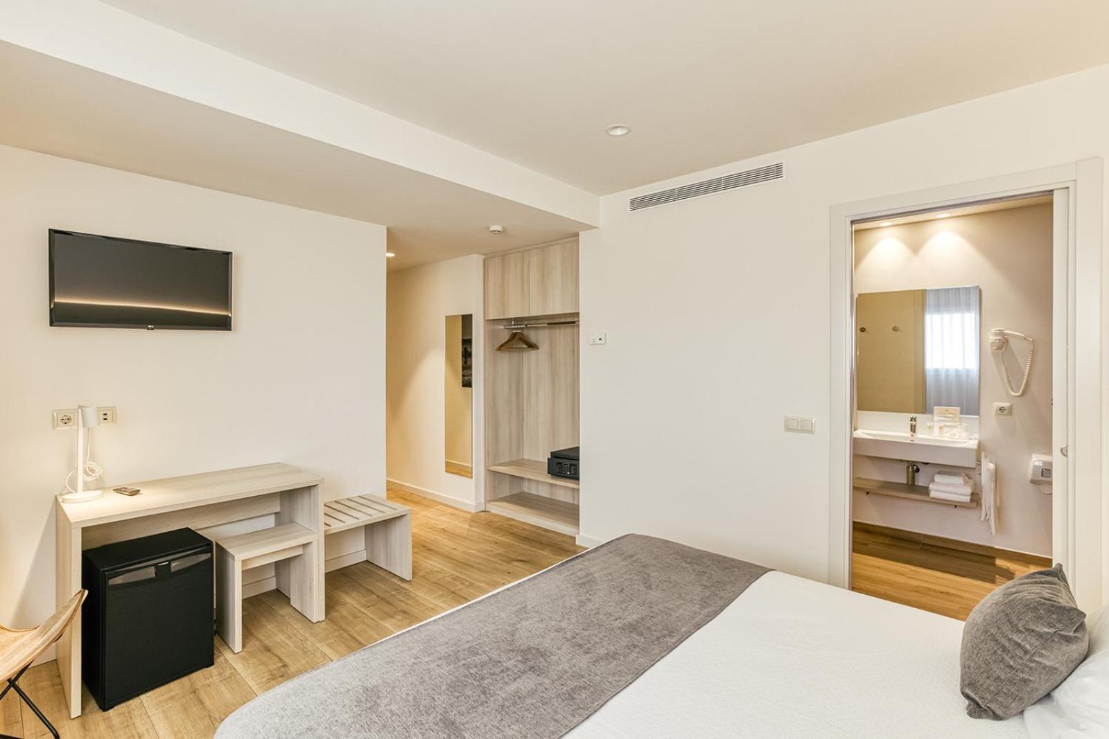 Hotel Emporium - Adults Only 3*