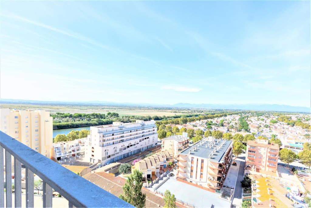 Apartment Silv13-beach, Clima, Wifi, Nice Views Emporda Empuriabrava