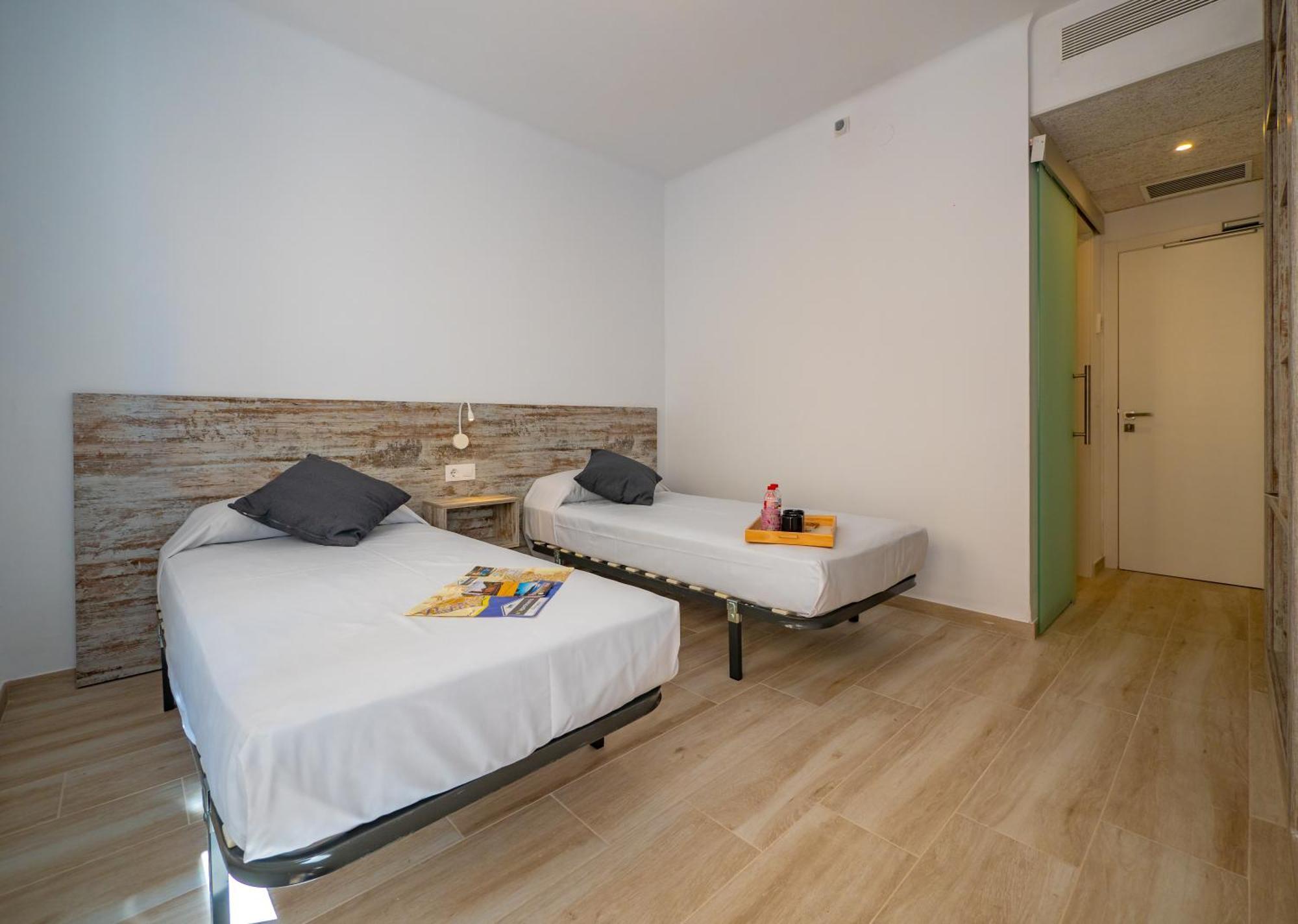 Agi Gloria Guest house 2*