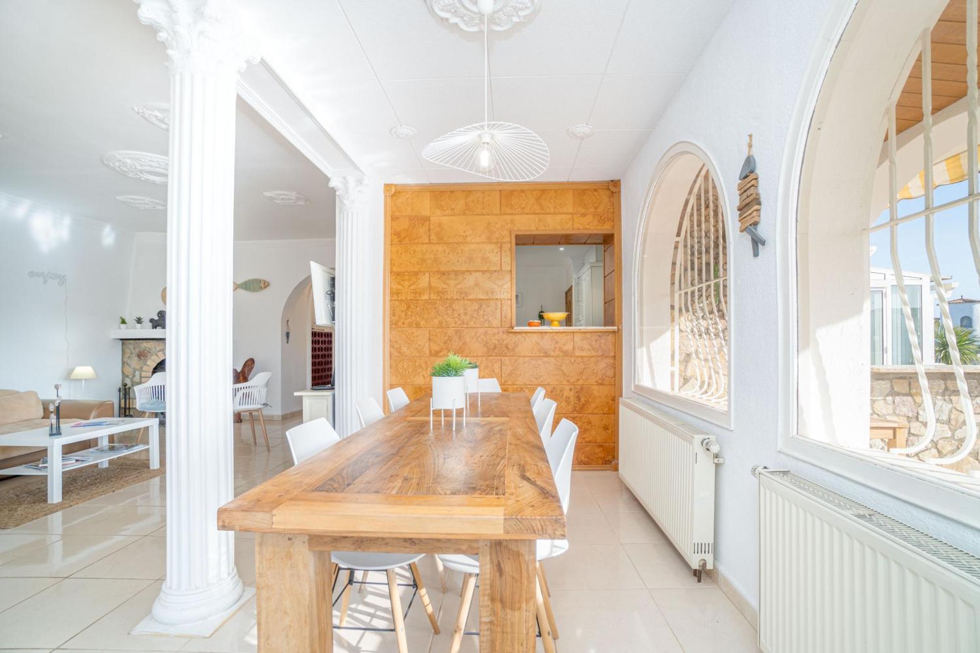 Apart-rent Fluvia 0002 Villa *