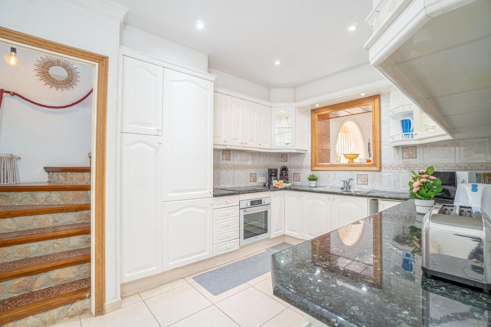 Villa Apart-rent Fluvia 0002 *