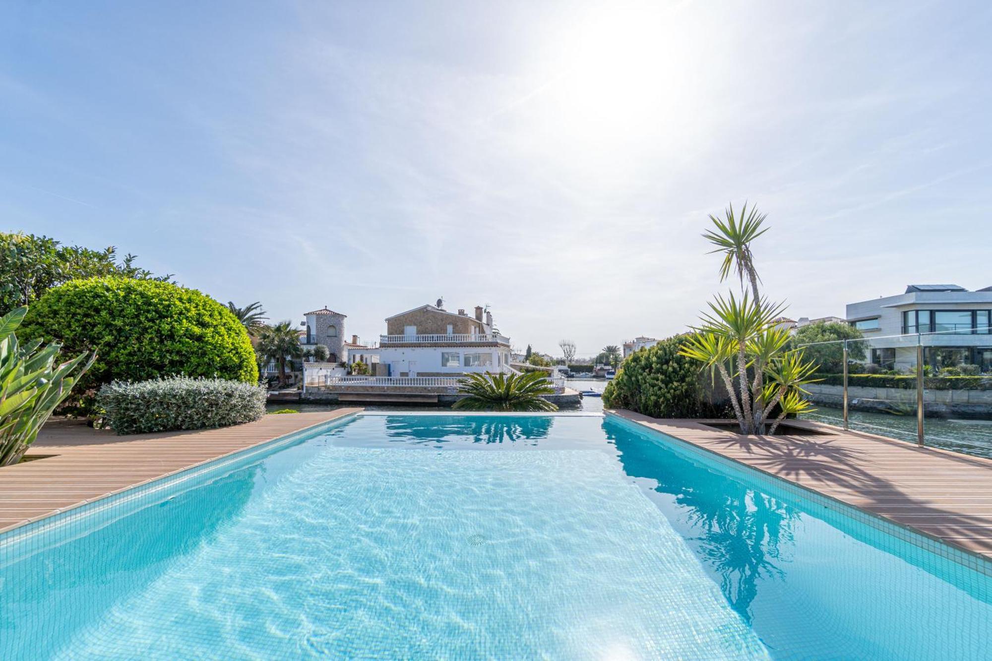 Villa Apart-rent Fluvia 0002