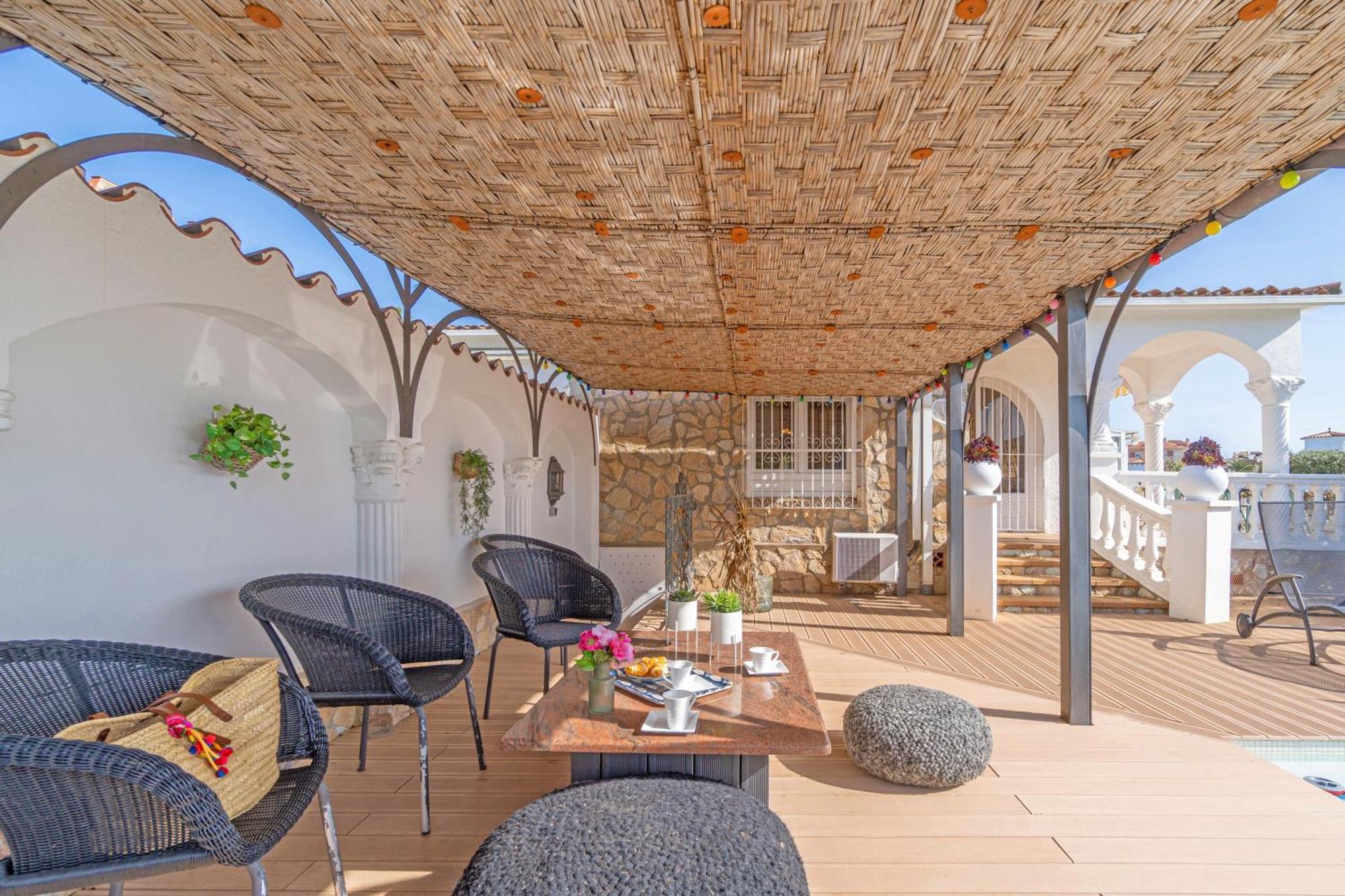 Apart-rent Fluvia 0002 * Ampuriabrava