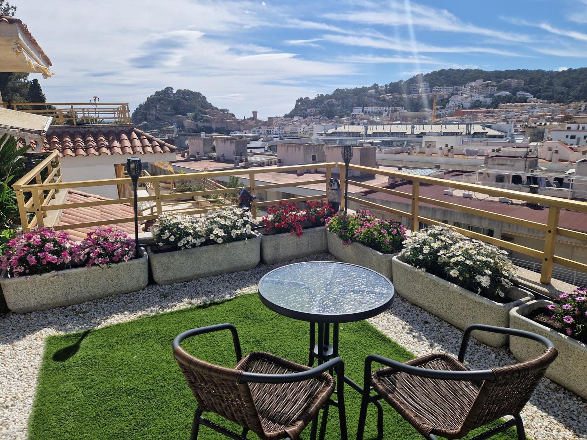 Apartment Luna Tossa De Mar With Jacuzzi, 5Mins Walking To The Beach, Sea And Castle View Big Terrace Apartment *