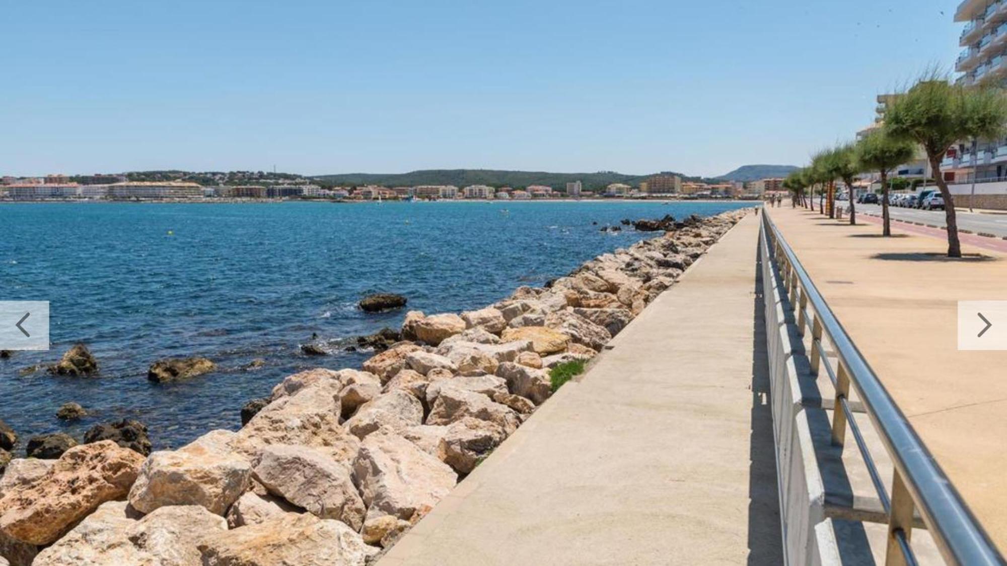 Orsa-atico Con Vista Al Mar Y Piscina
