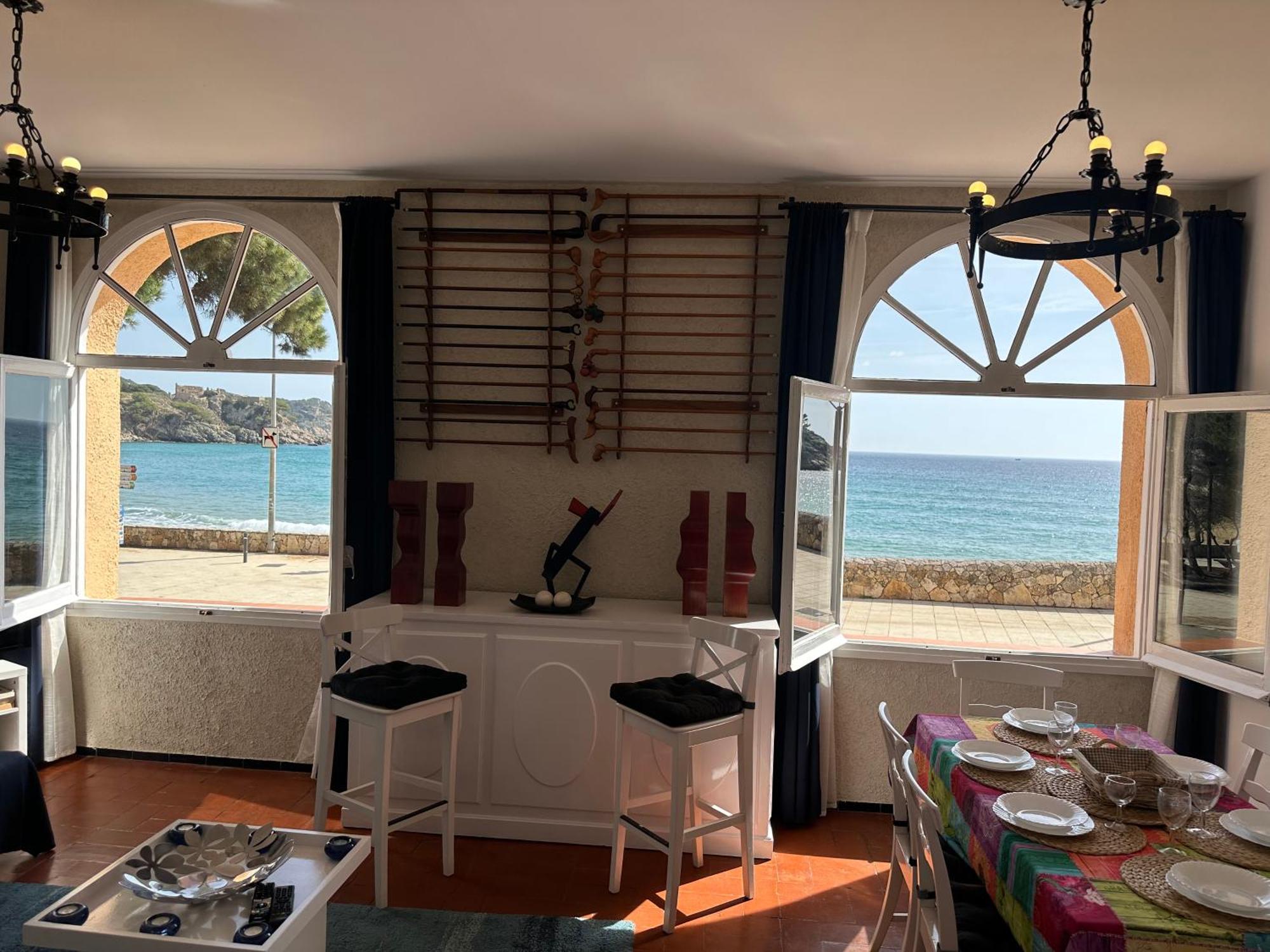 Apartamento Con Jardín A 11 Metros De La Playa. B3.