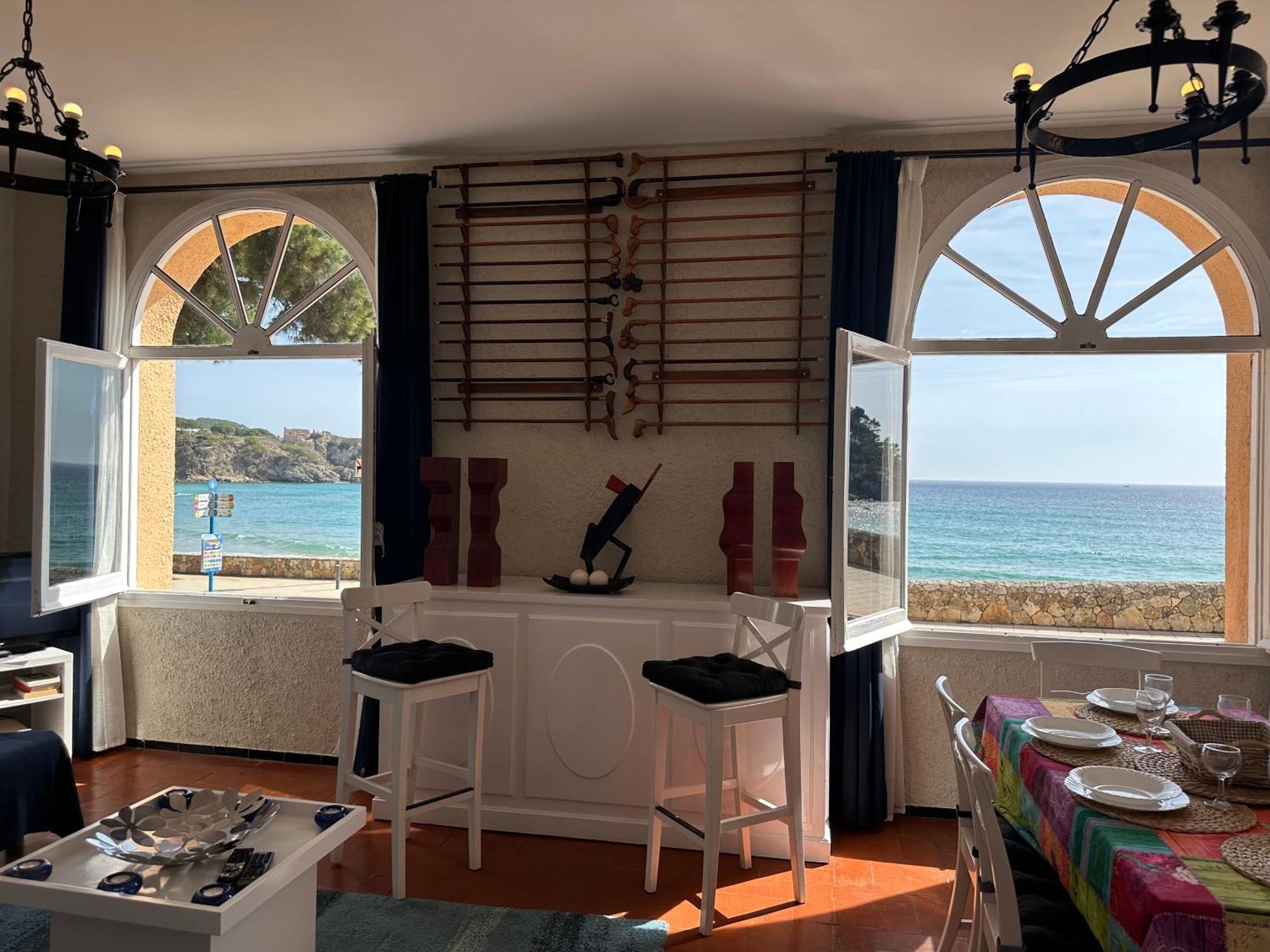 Con Jardín A 11 Metros De La Playa. B3. Apartamento Palamós