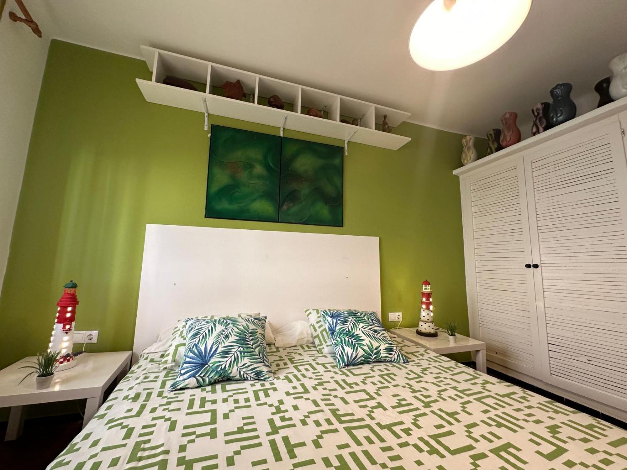 Con Jardín A 11 Metros De La Playa. B3. Apartamento