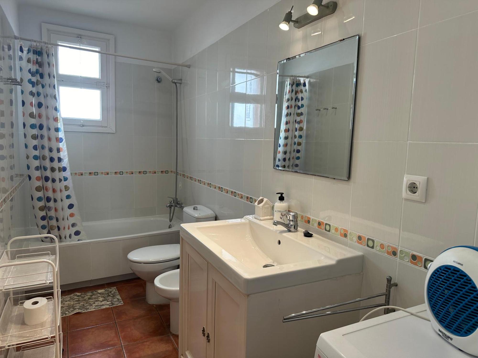 Apartamento Con Jardín A 11 Metros De La Playa. B3. Palamós