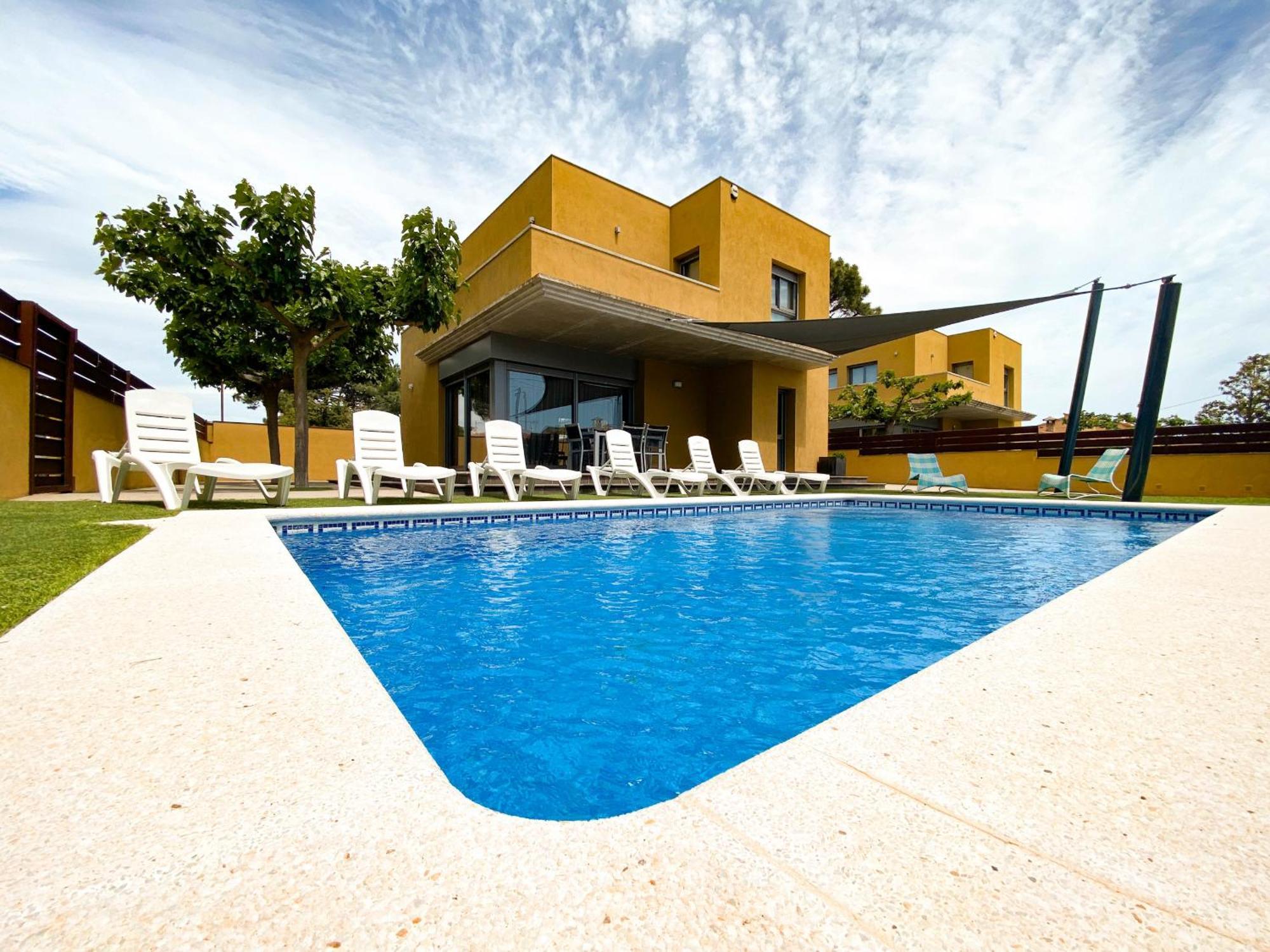 Villa Alegria *