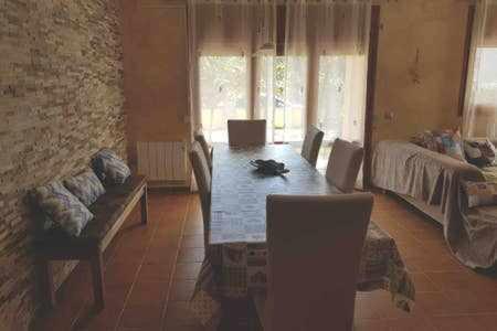 Casa Bellavista Con Piscina En Caldes Costa Brava * Caldes de Malavella
