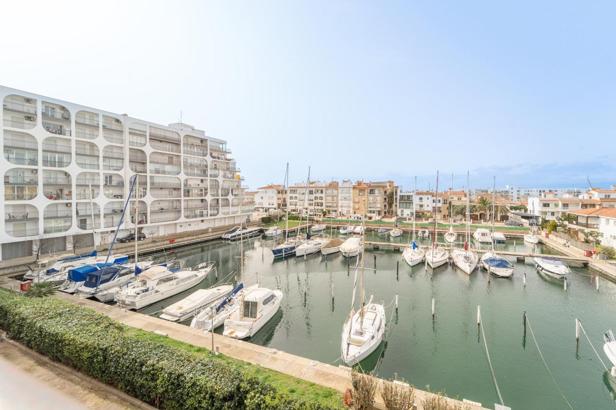 Apartamento Estudio Wecls Frente Al Mar Ampuriabrava
