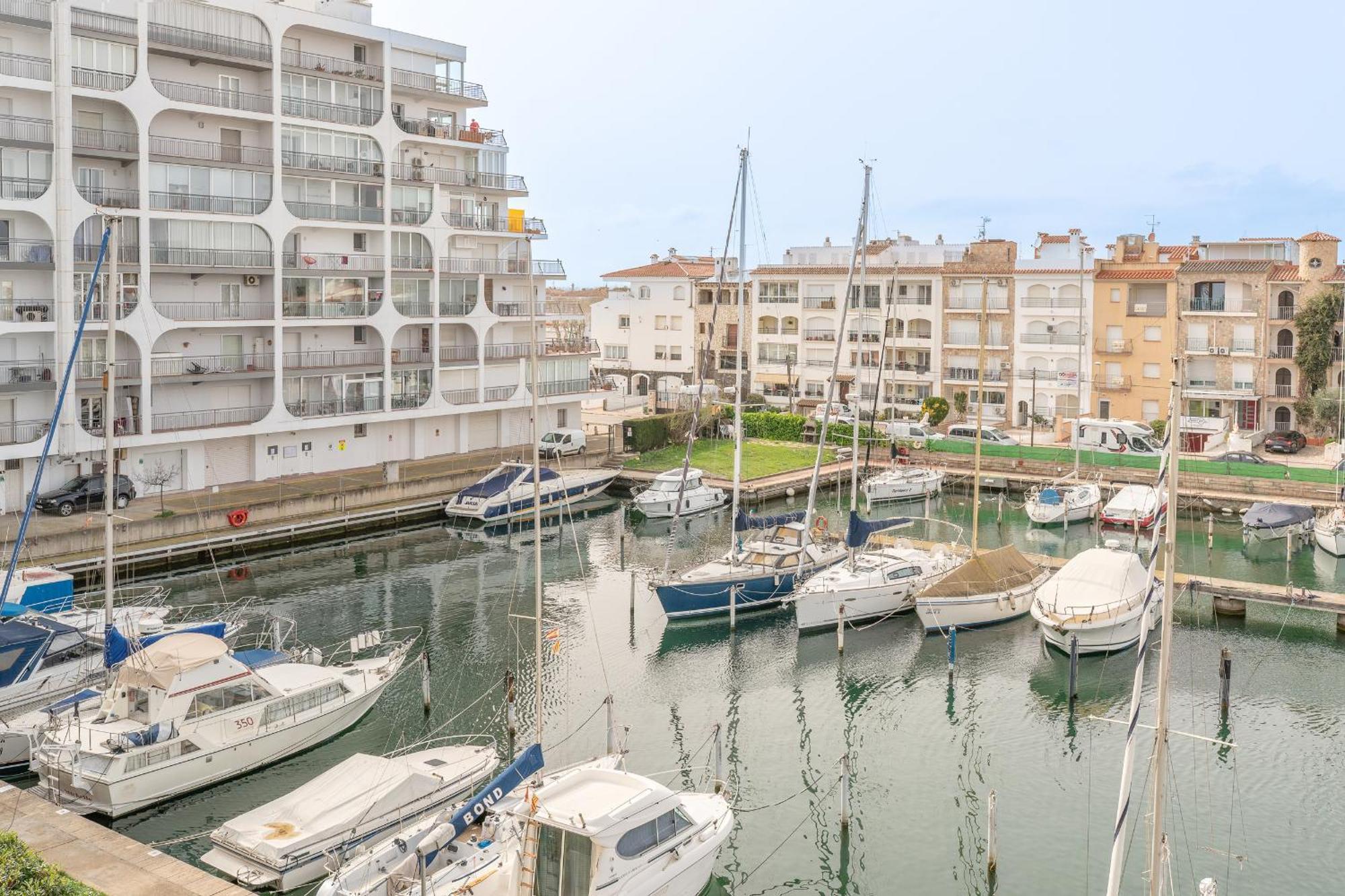 Estudio Wecls Frente Al Mar * Ampuriabrava