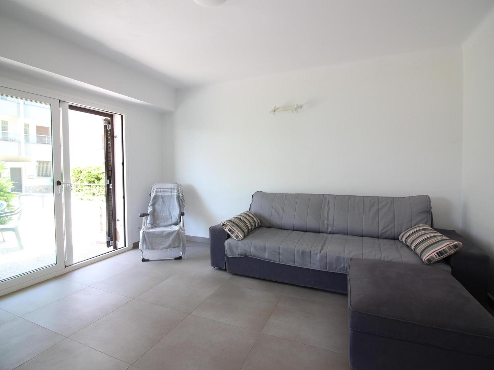 Apartment Renovado A 20m De La Playa En Con Terraza Y Parking - Es-228-124