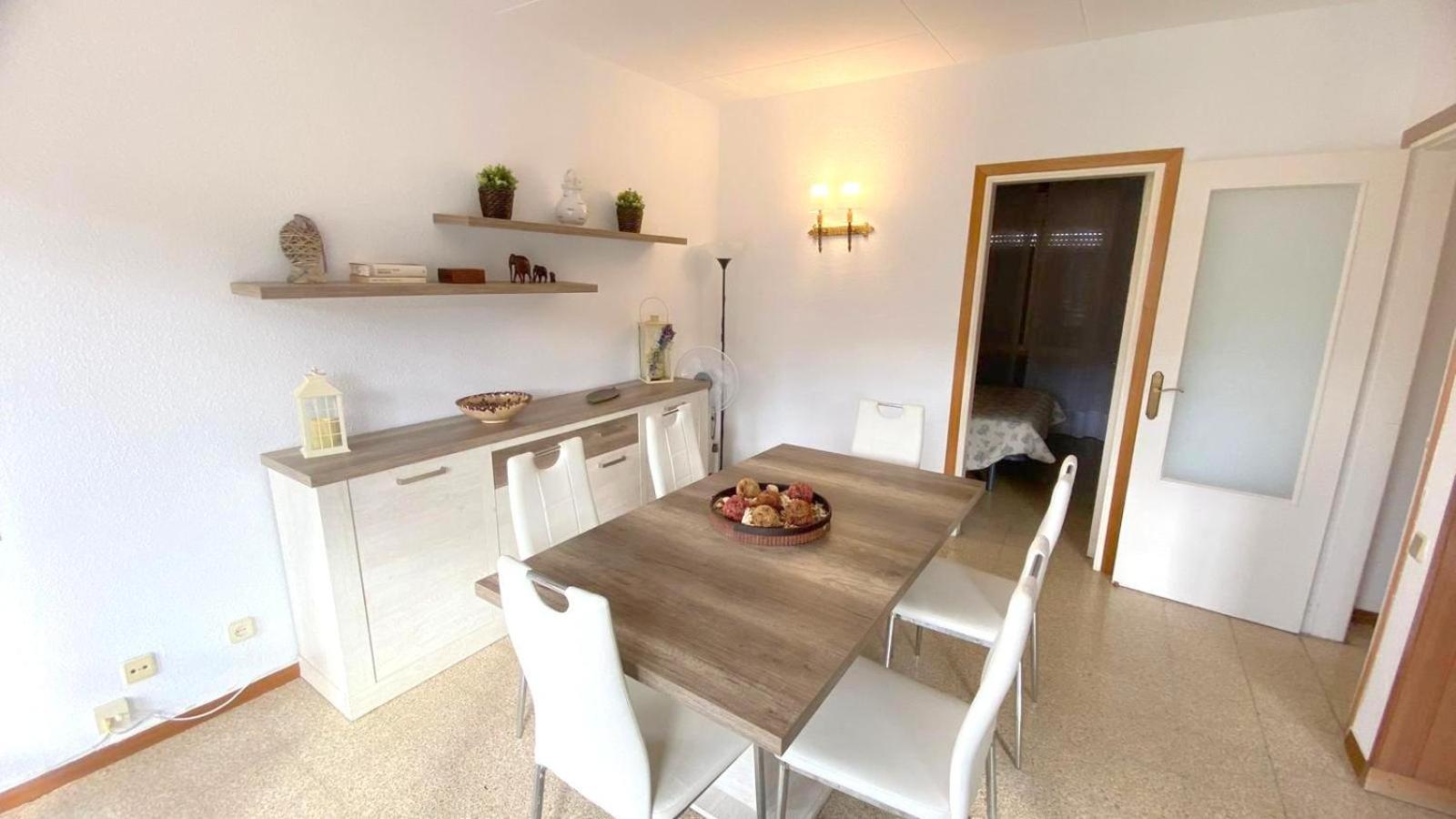 Apartment Ams136