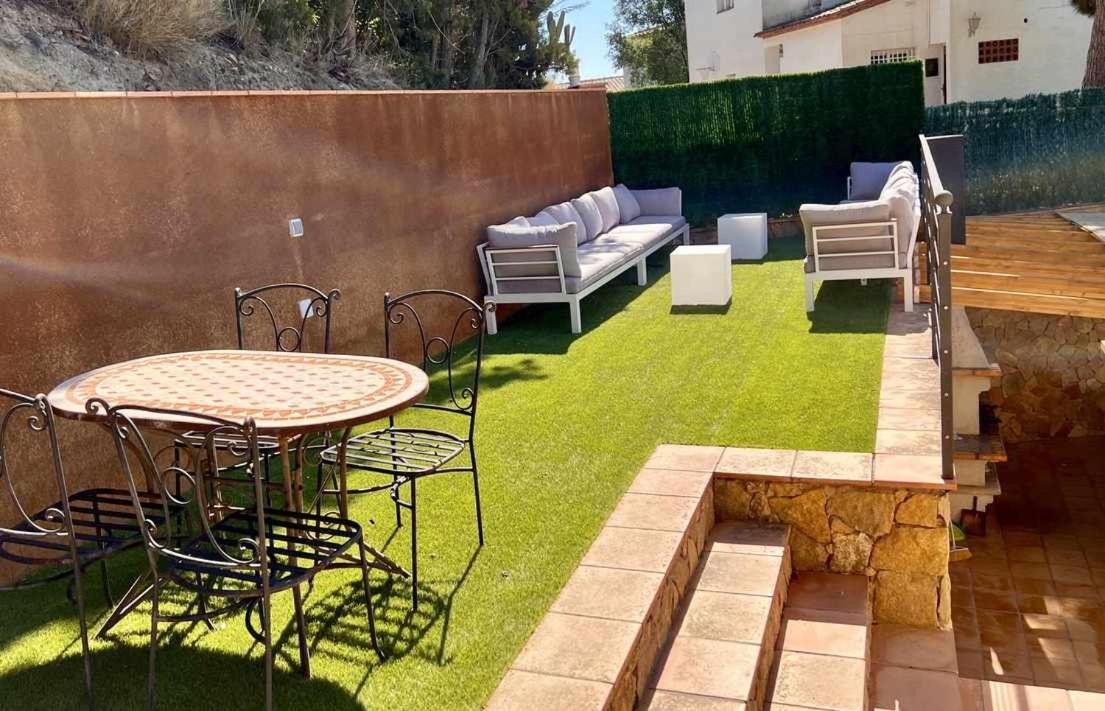 Villa Casa Mas Ambros Con Piscina Desbordante Calonge (Catalonia)