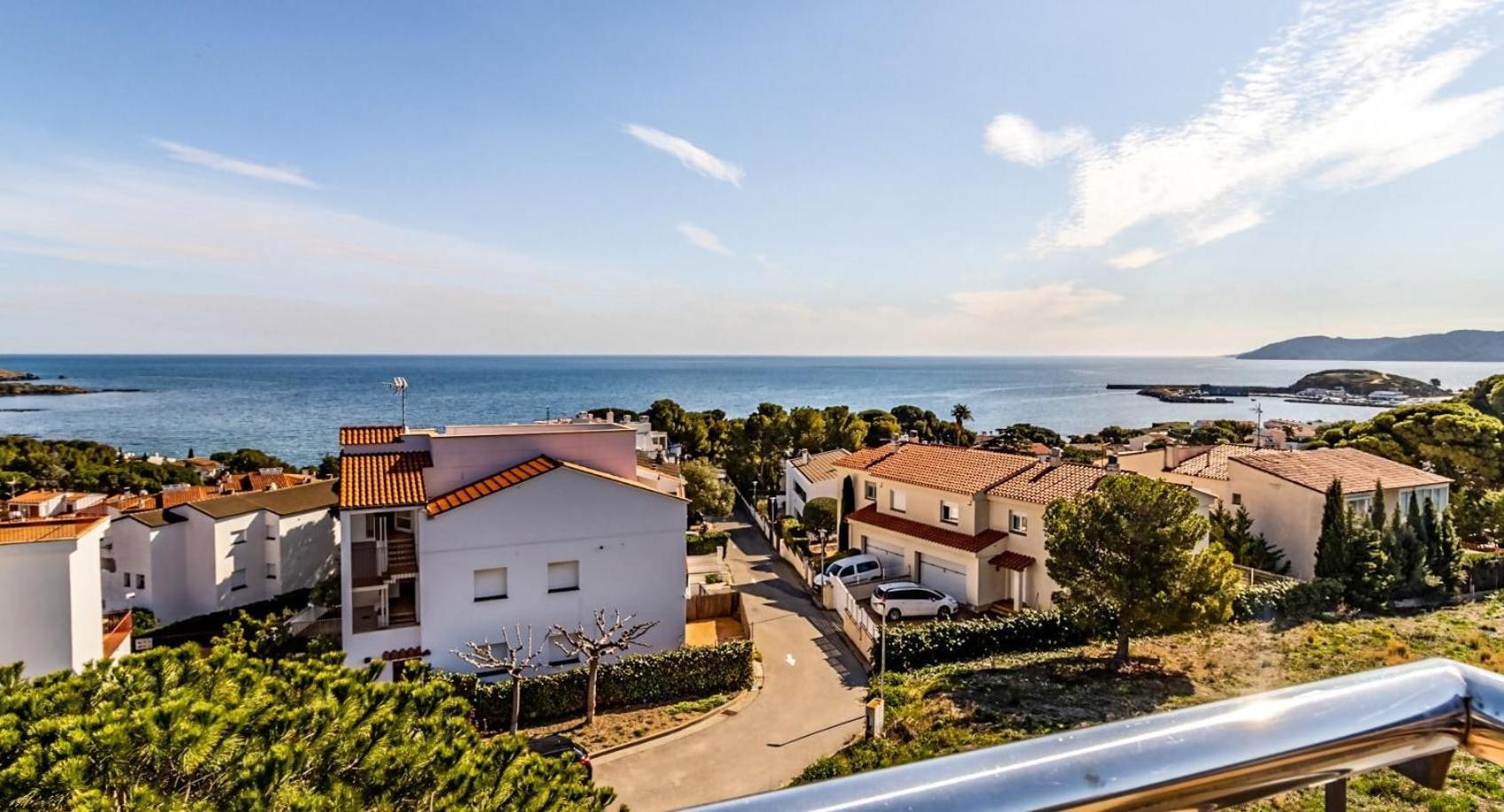 Apartamento Sant Genis 192 Atico Con Terraza Y Vistas