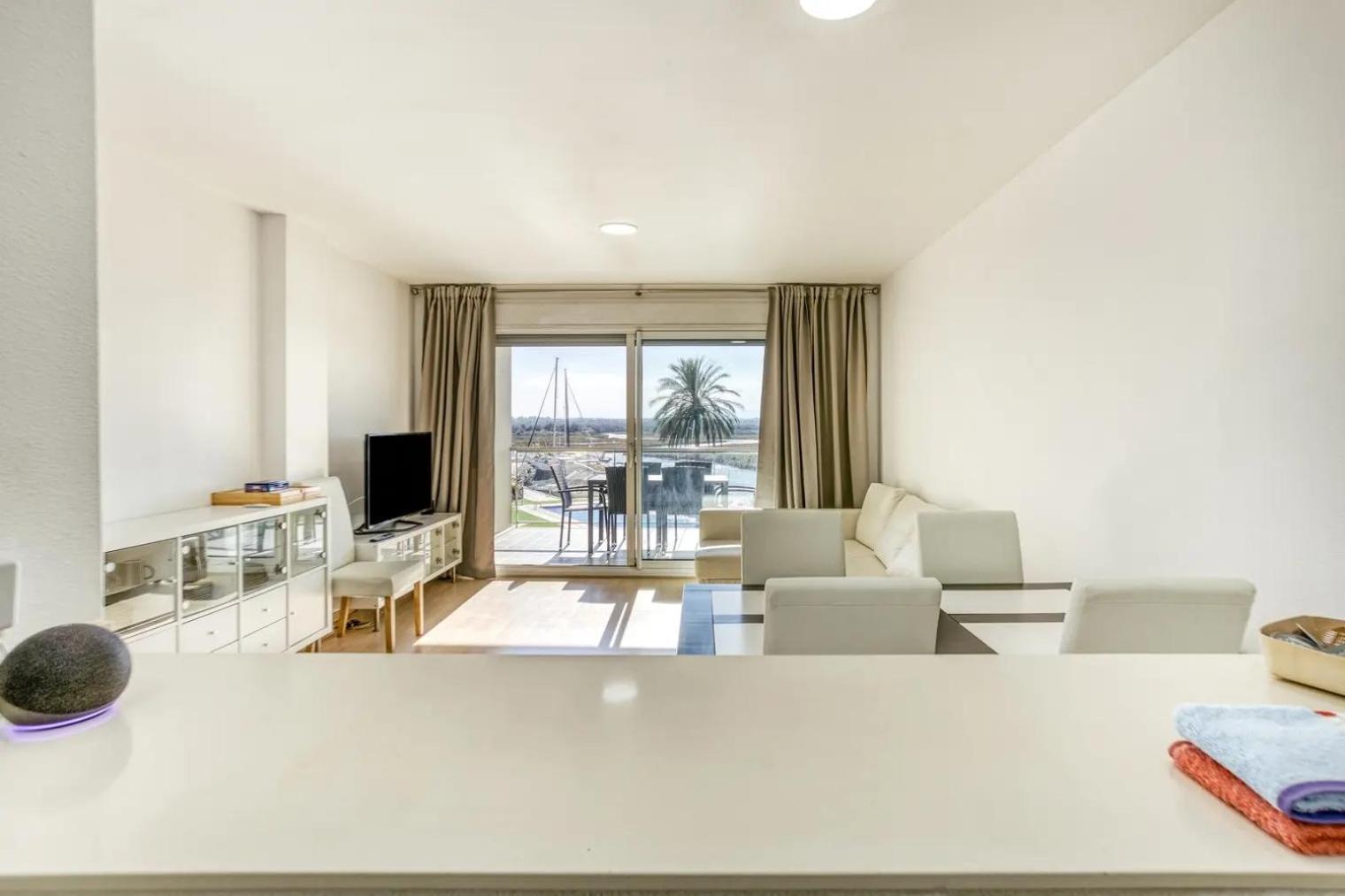Amb Piscina I Zona Enjardinada Apartment Roses