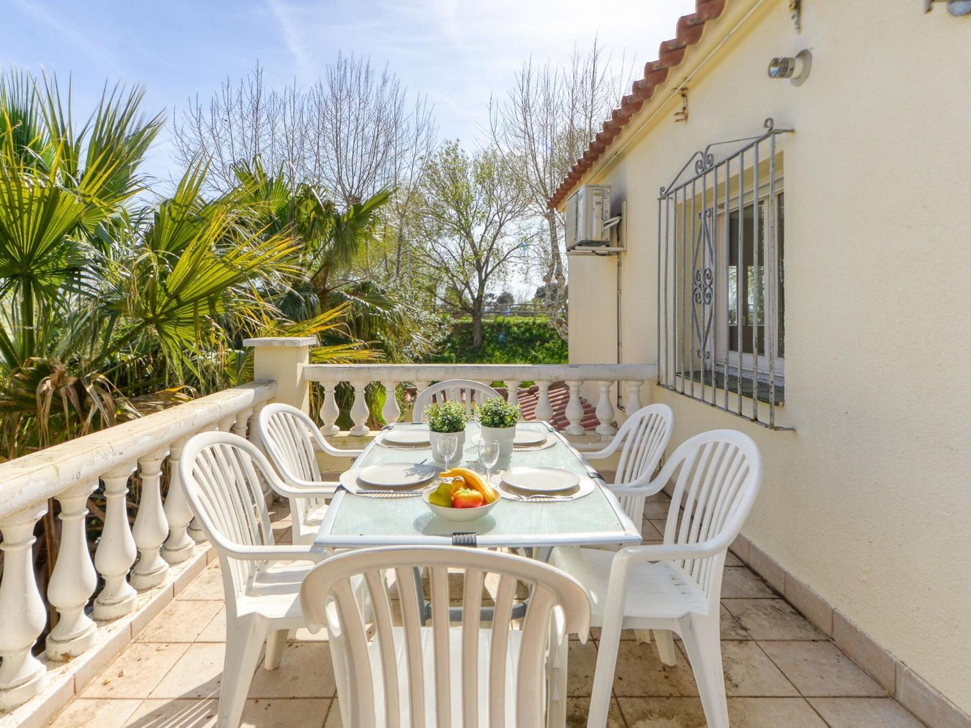Muga-9 By Interhome Ampuriabrava