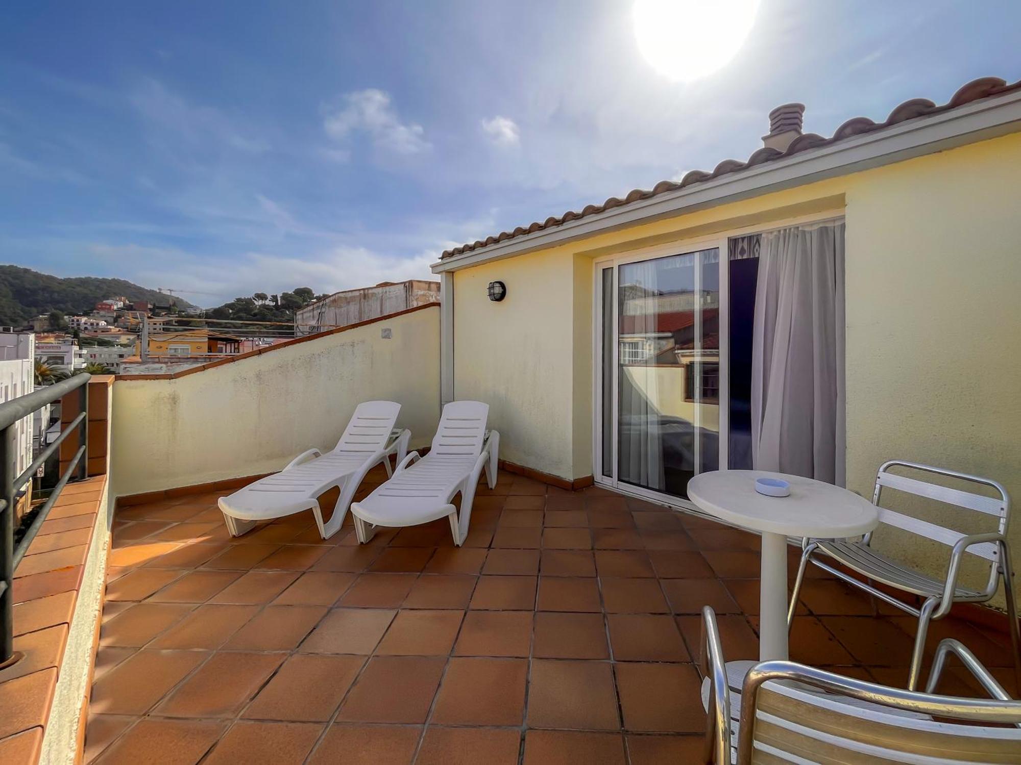 Rvhotels Mar De Tossa Hotel