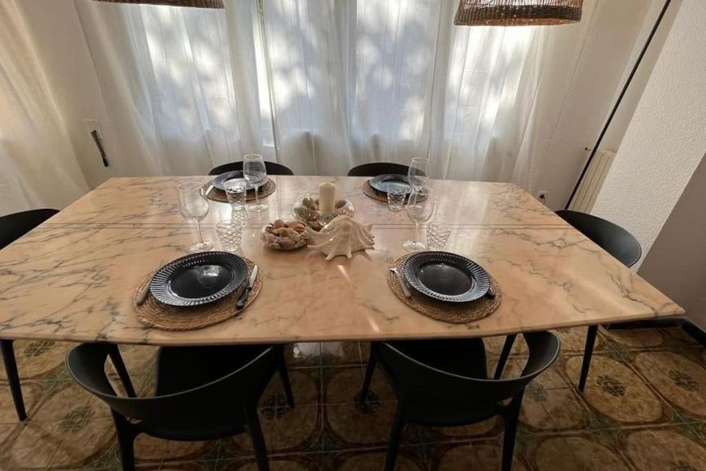 Apartamento En Delante Del Mar *