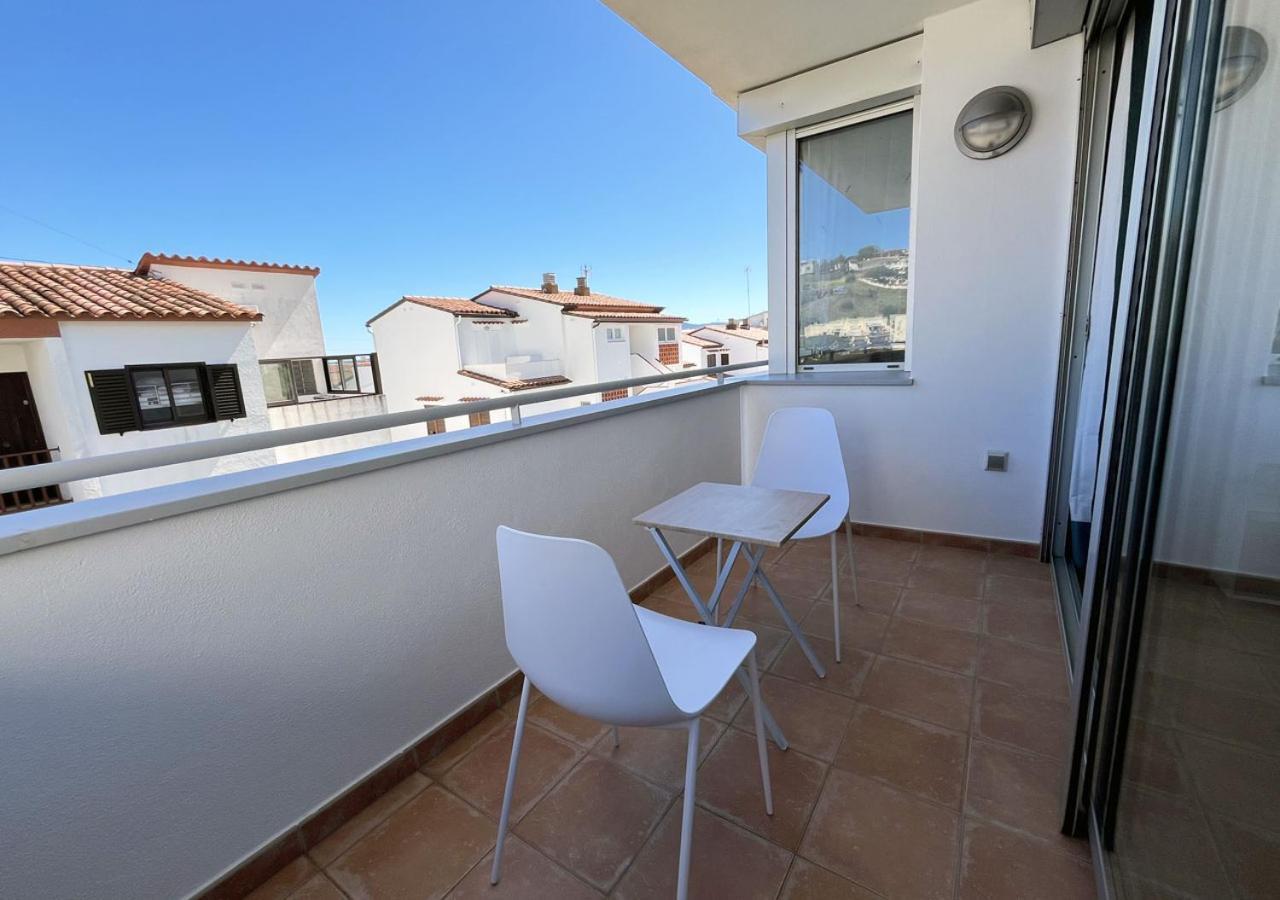 2-bedroom Brand New Steps From The *