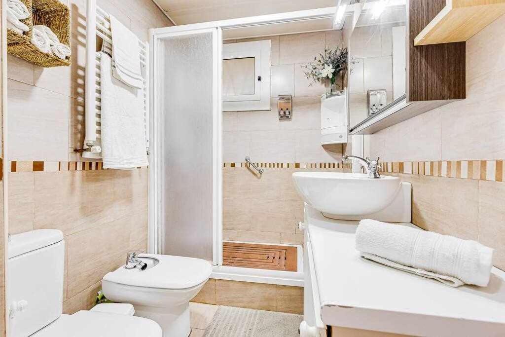 Apartamento Rentalsbcn La Torre *