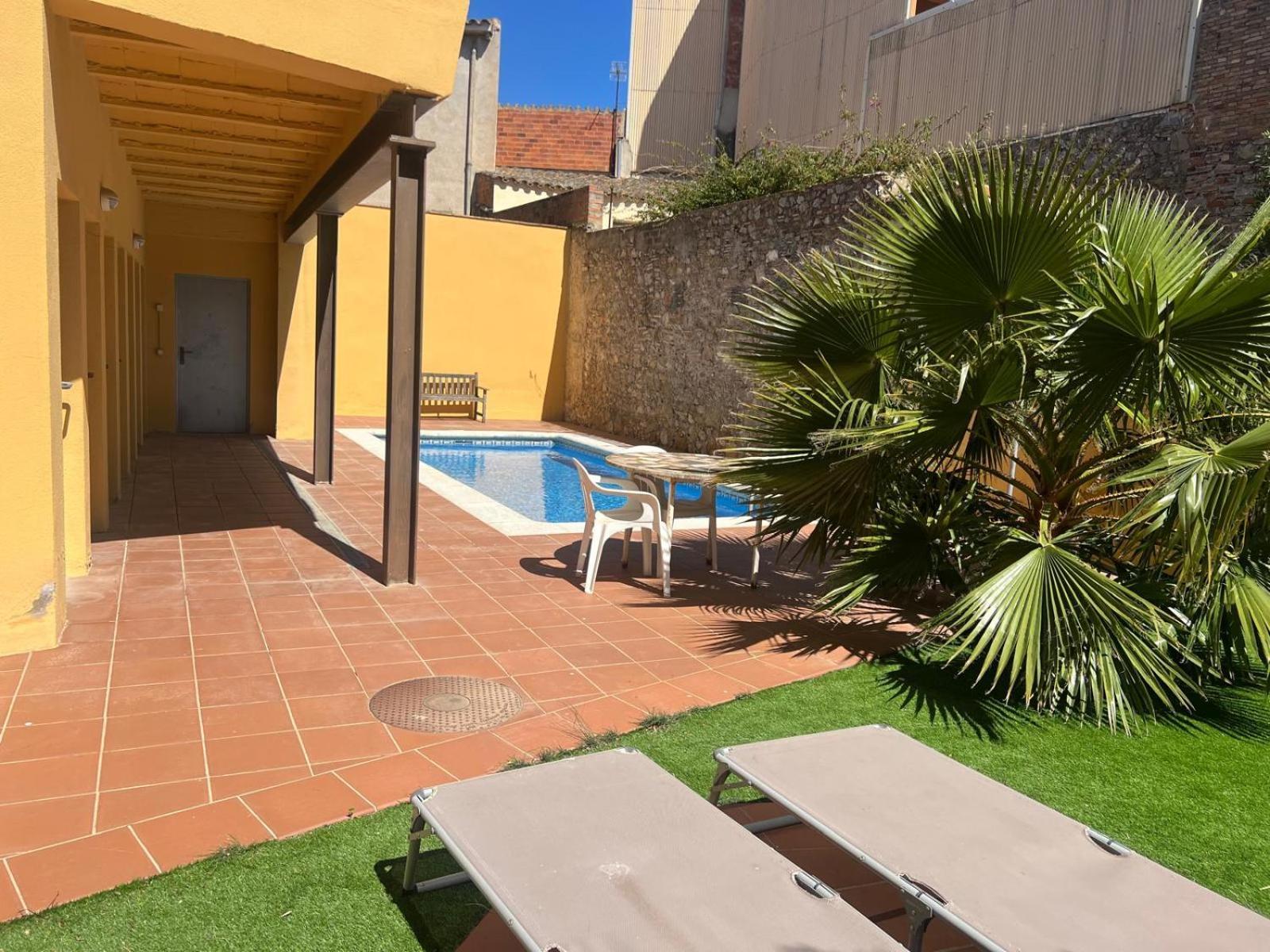 Ground Floor In Centre Of Apartment *