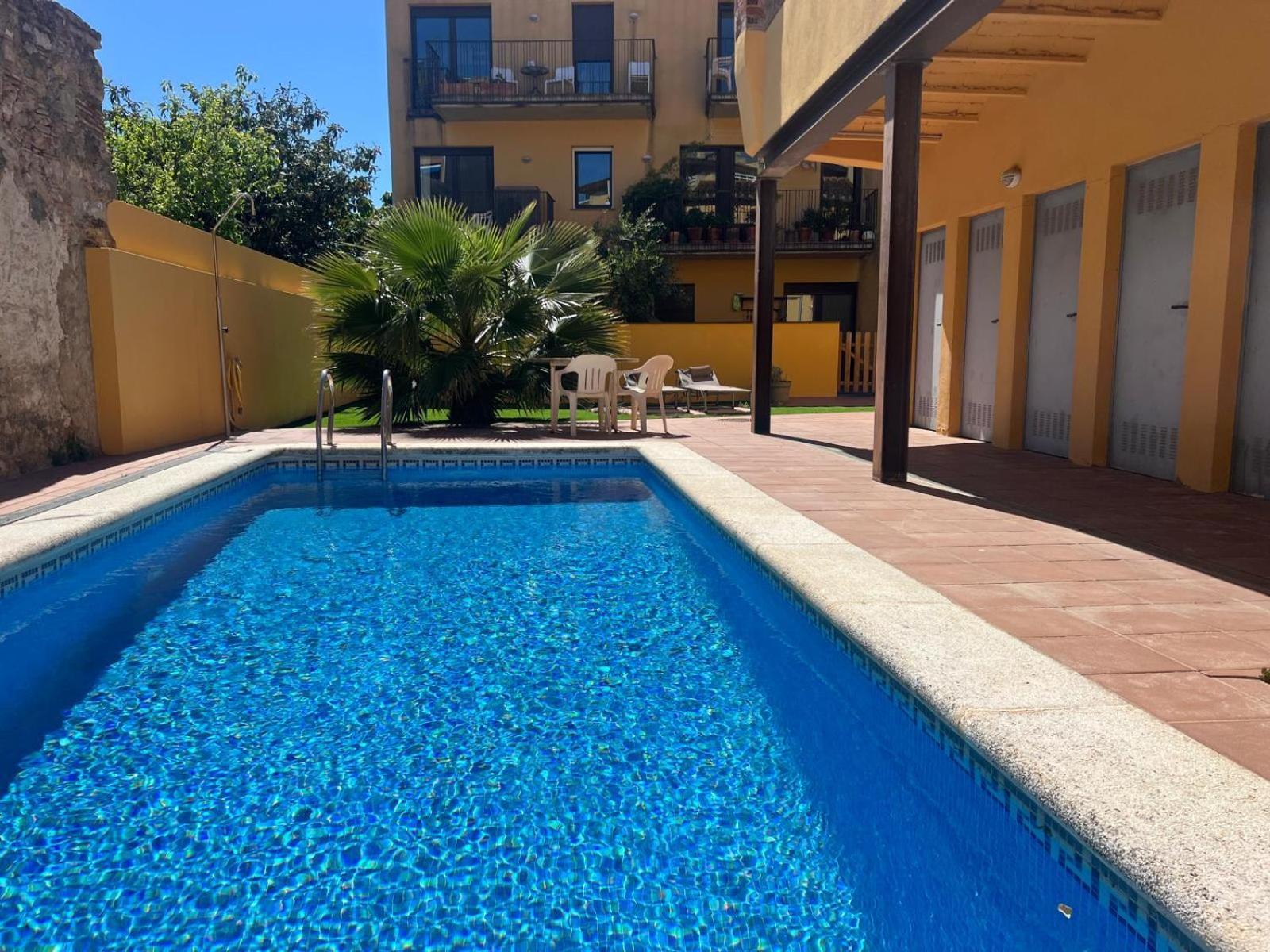 Apartment Ground Floor In Centre Of *