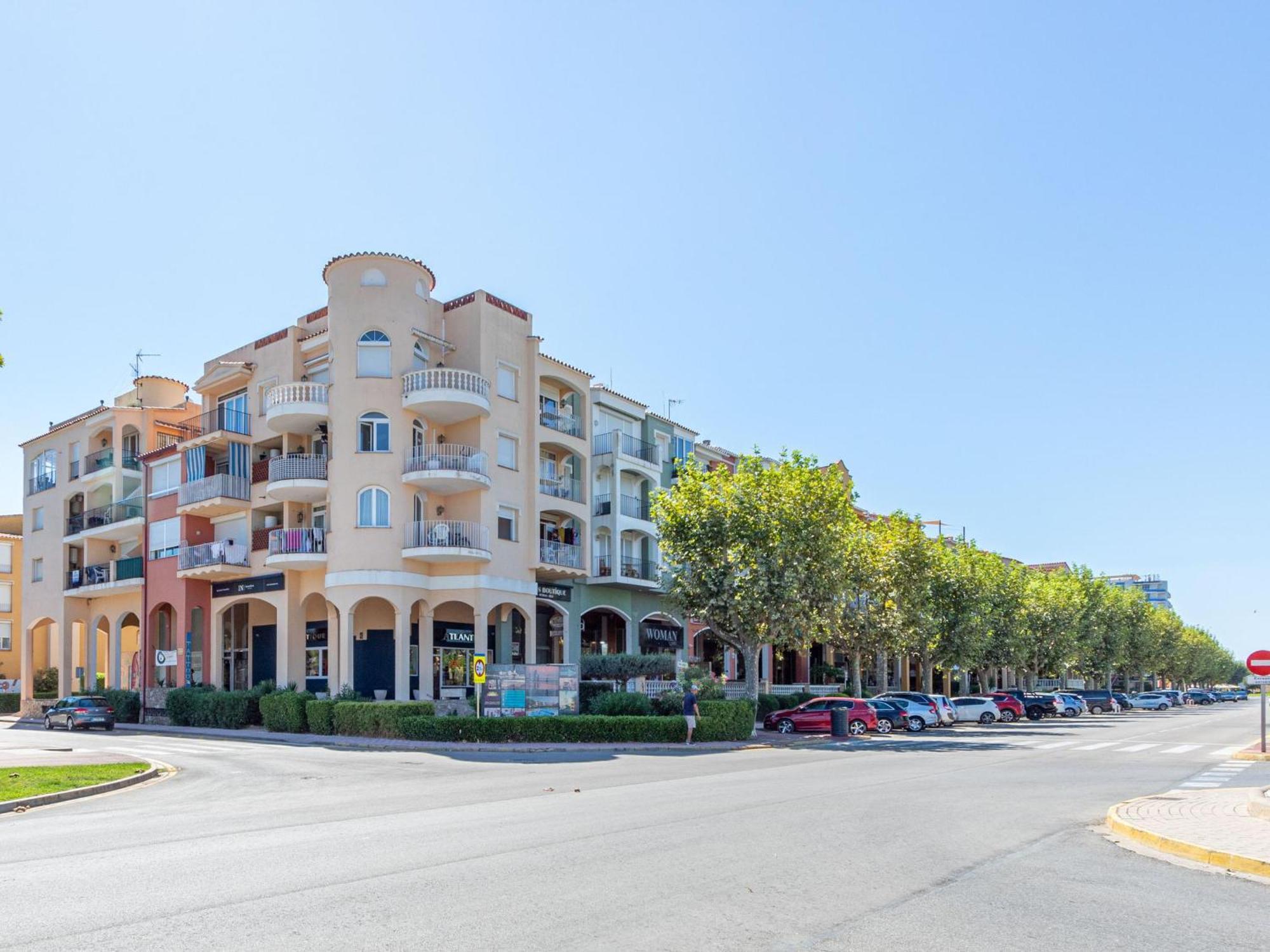 Acogedor Con Piscina, Internet Y Aire Acondicionado En - Hisp-288-41 Apartamento
