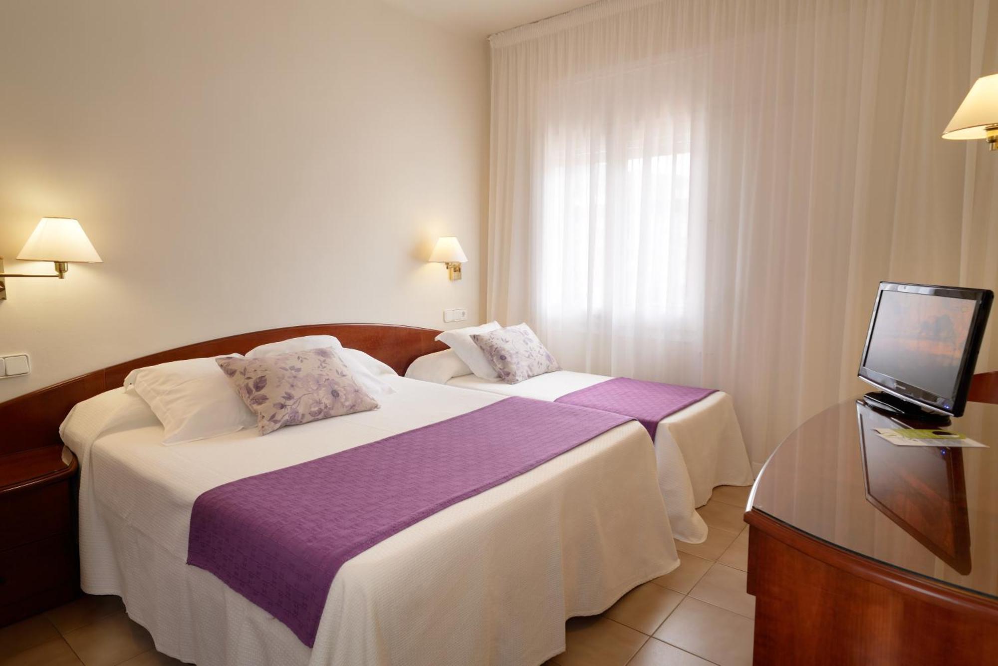 Hotel Rvhotels Avenida 2*