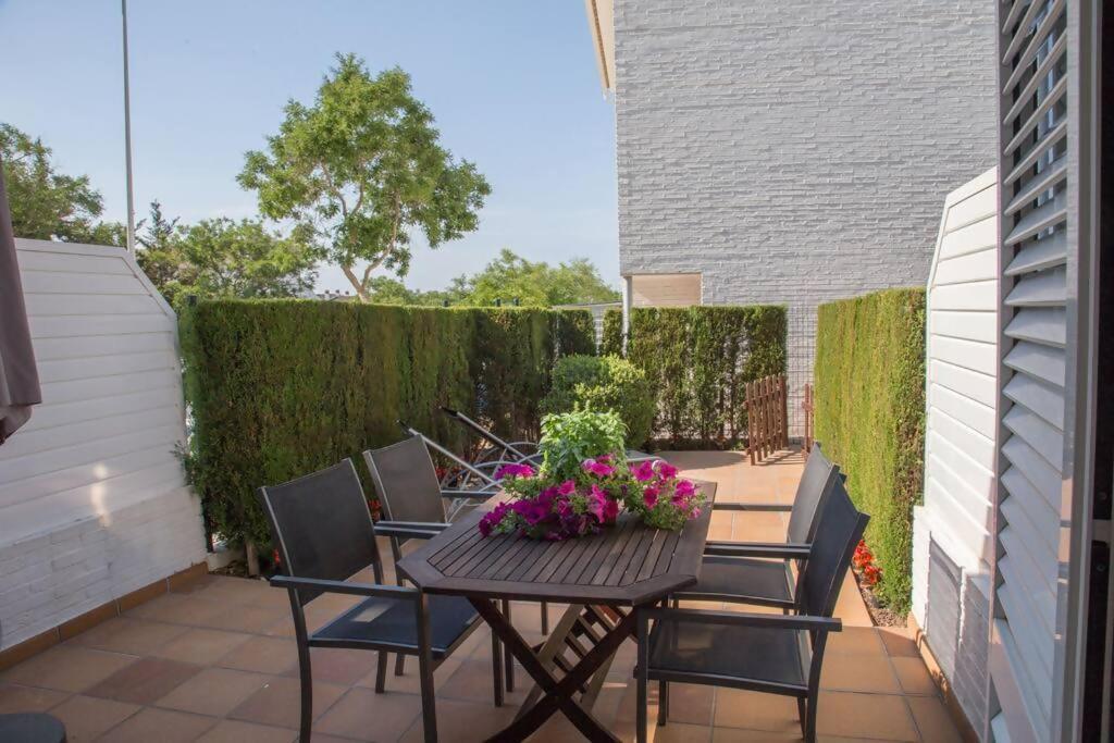 Villa Parc Sant Ramon, Descanso Y Armonía. Casa 11