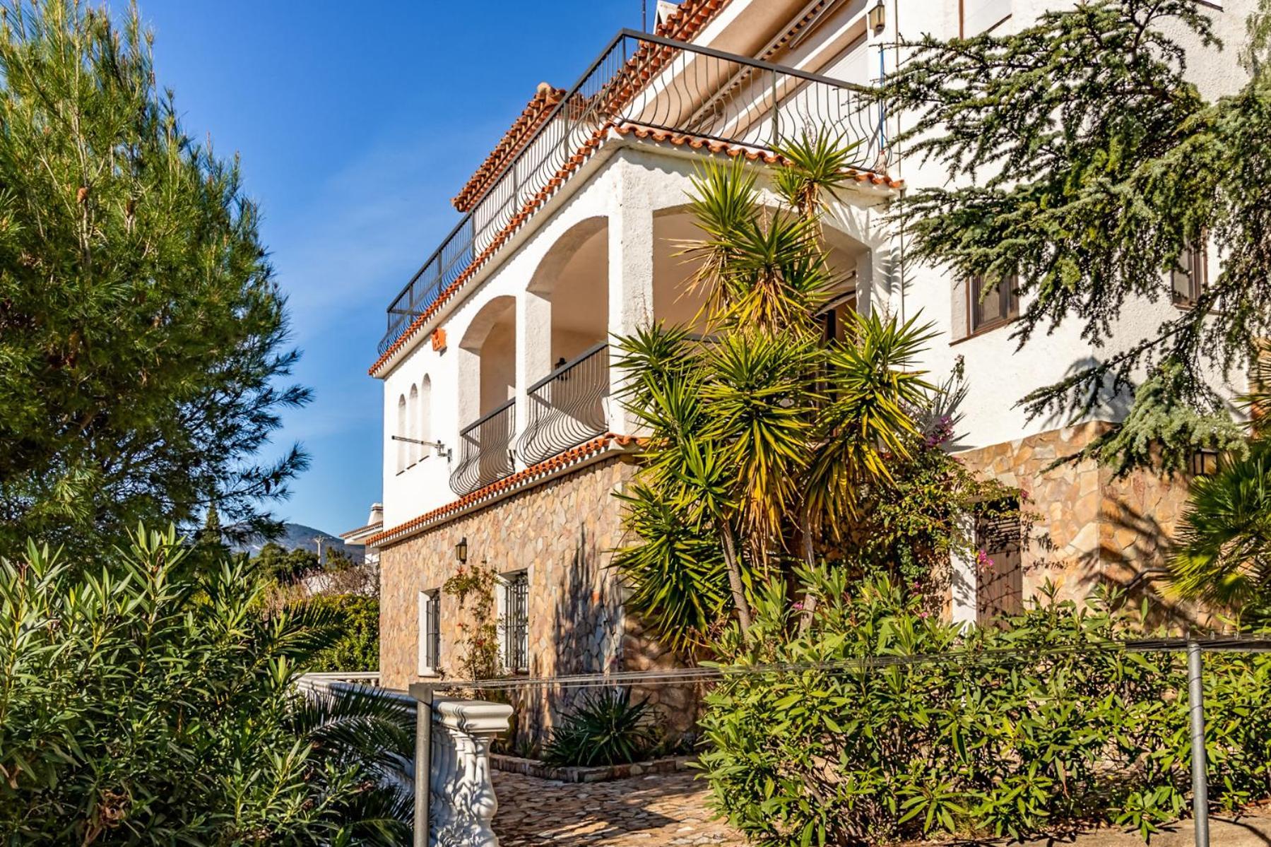 Apartamento Grifeu 10 Con Terraza Exterior *