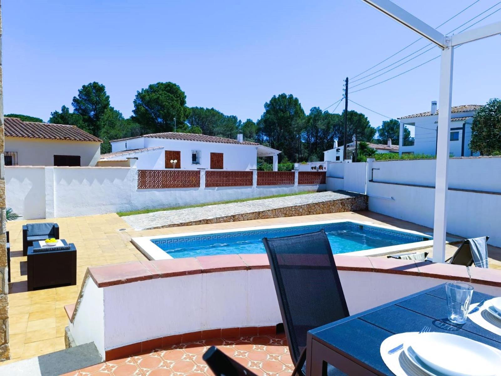 Chalet Casa Xavet, Piscina Privada Aire Acondicionado Free L'Escala