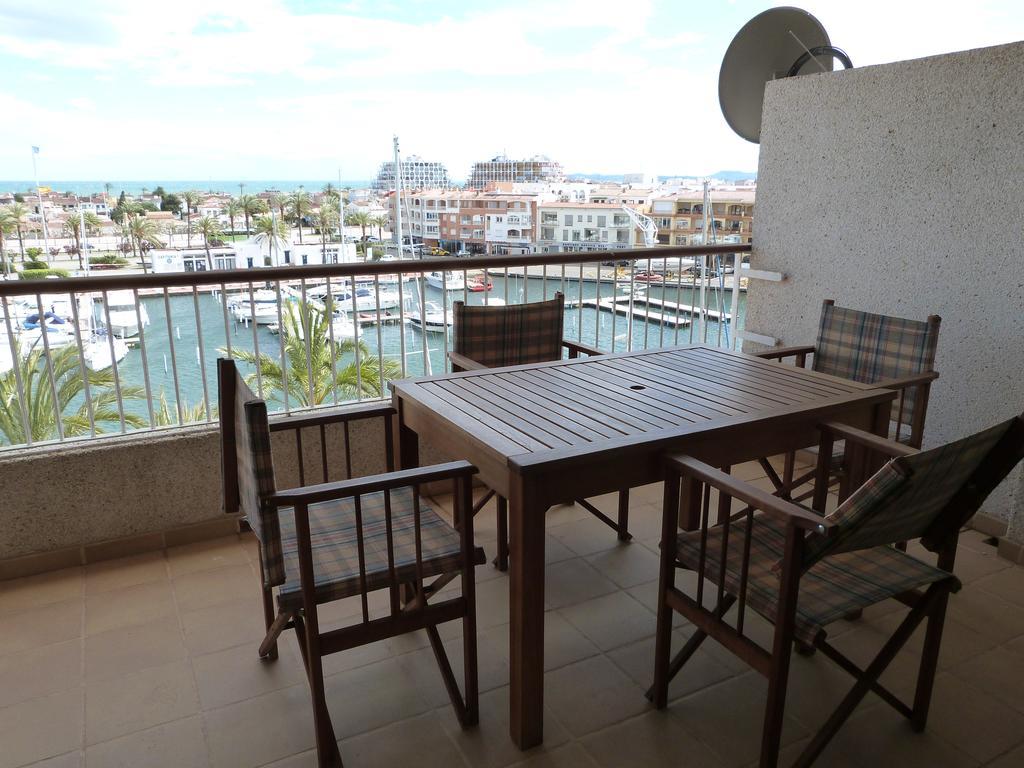 Apartment Port Grec Empuriabrava