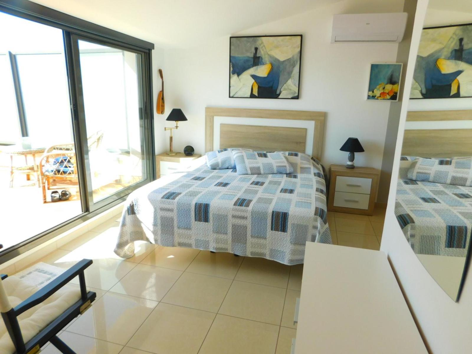 Gmid Immo A221 Atico Duplex Con Piscina, Terraza Y Parking En Primera Linea De Mar Apartamento Rosas