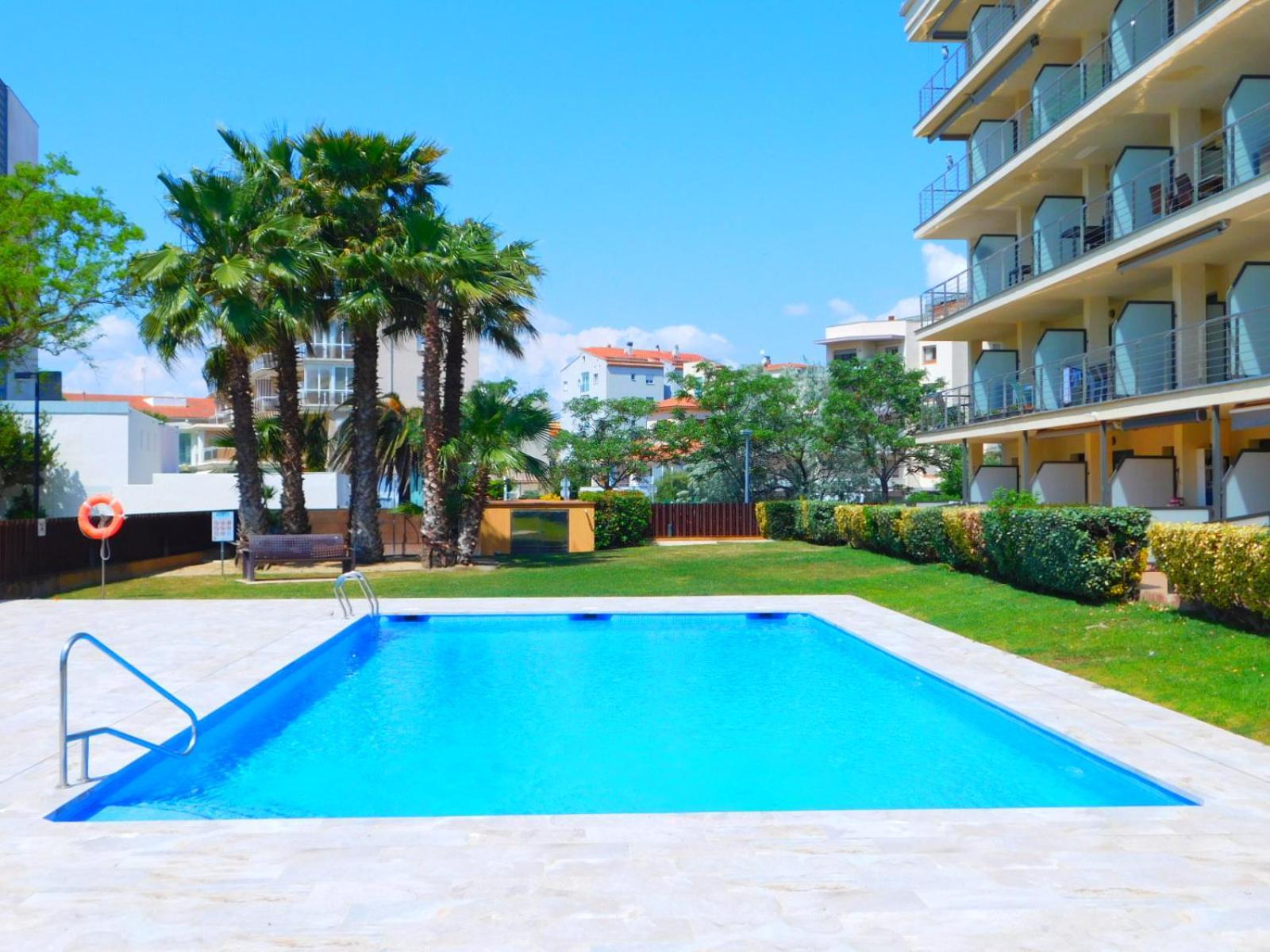 Gmid Immo A221 Atico Duplex Con Piscina, Terraza Y Parking En Primera Linea De Mar Apartamento Rosas