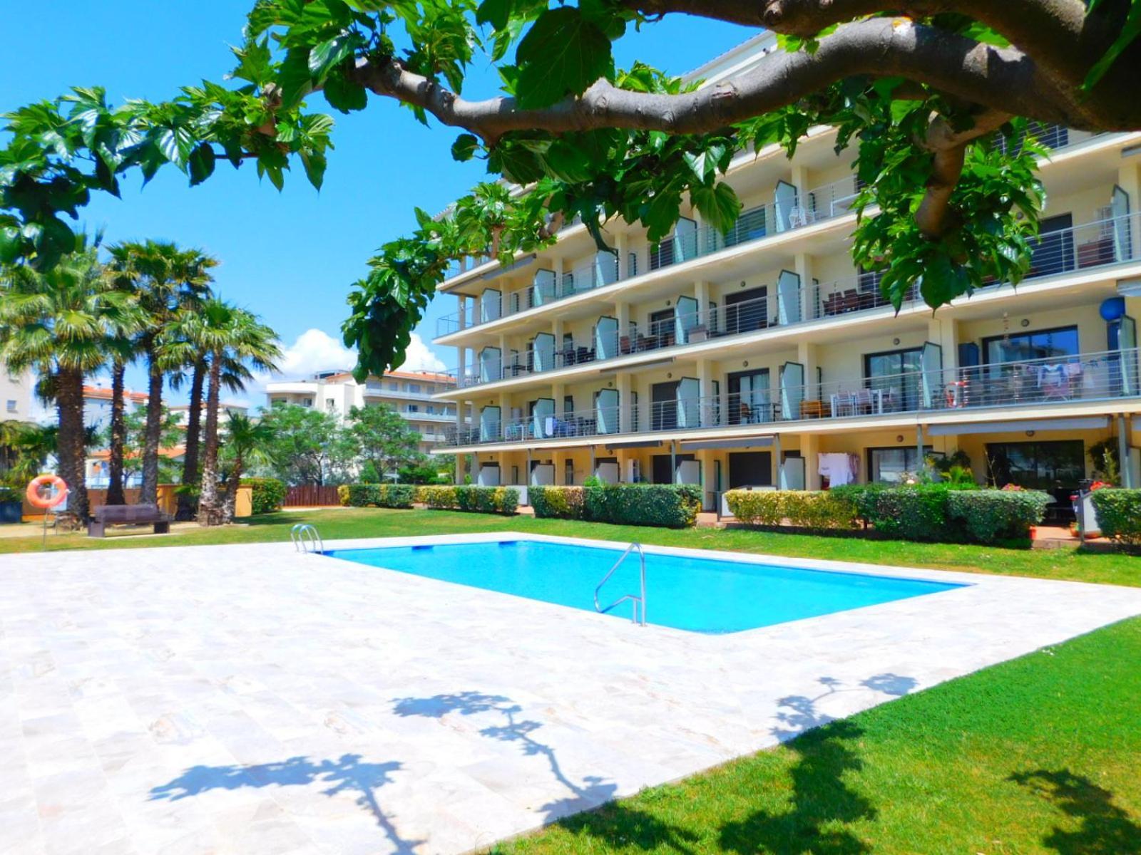 Apartamento Gmid Immo A221 Atico Duplex Con Piscina, Terraza Y Parking En Primera Linea De Mar *