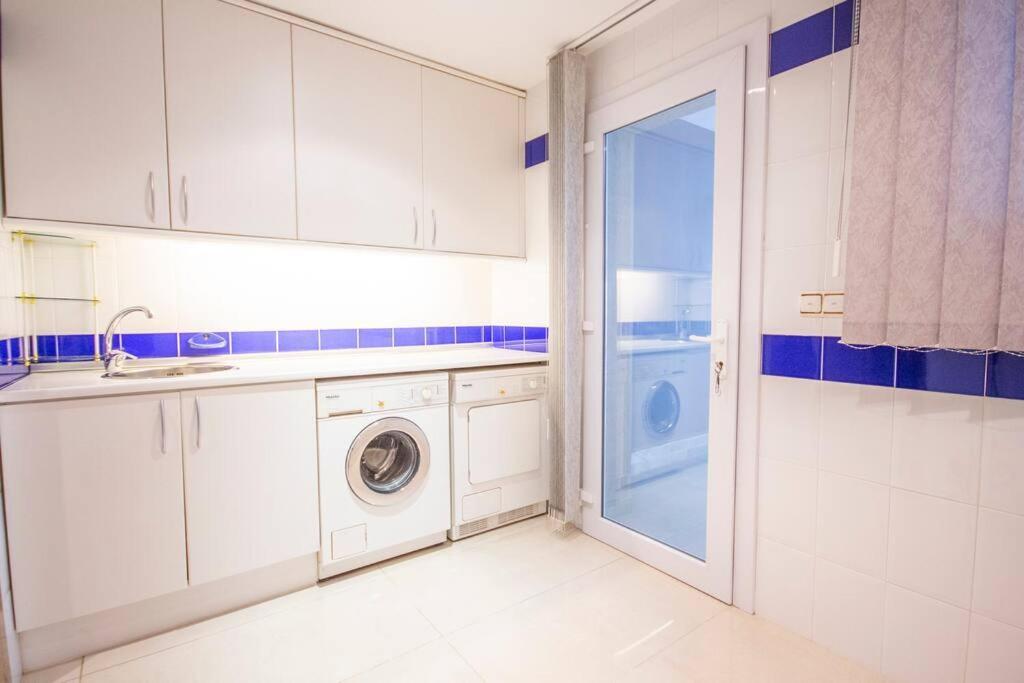 Luxueuse, 2 Piscines, Et Salle De Sport, 5 Chambres, 4 Salles De Bain Villa Palau-Saverdera