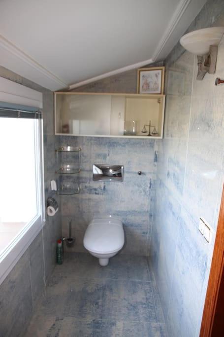 Villa Luxueuse, 2 Piscines, Et Salle De Sport, 5 Chambres, 4 Salles De Bain *