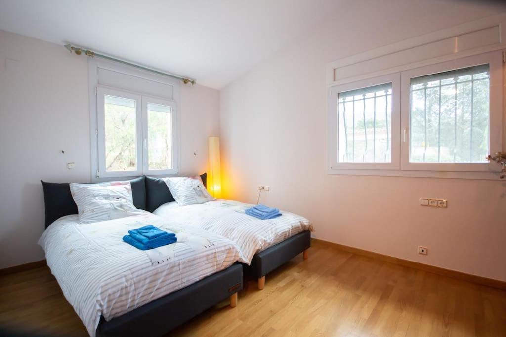Villa Luxueuse, 2 Piscines, Et Salle De Sport, 5 Chambres, 4 Salles De Bain