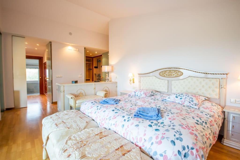 Luxueuse, 2 Piscines, Et Salle De Sport, 5 Chambres, 4 Salles De Bain Palau-Saverdera