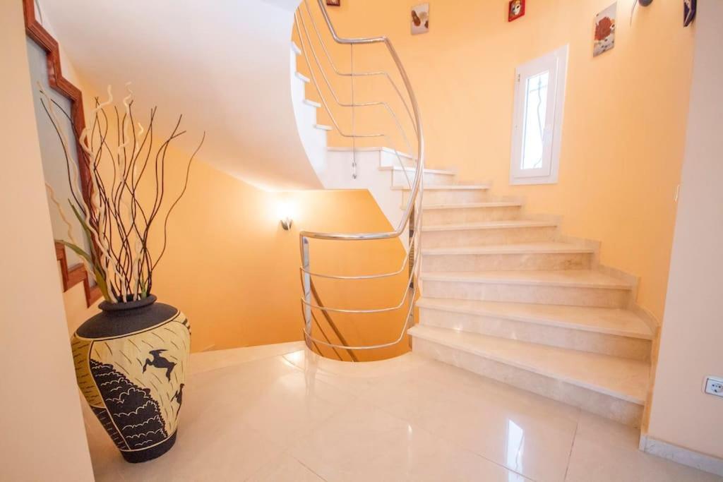 Villa Luxueuse, 2 Piscines, Et Salle De Sport, 5 Chambres, 4 Salles De Bain Palau-Saverdera