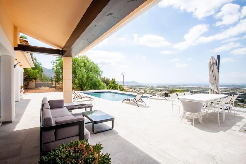 Luxueuse, 2 Piscines, Et Salle De Sport, 5 Chambres, 4 Salles De Bain * Palau-Saverdera