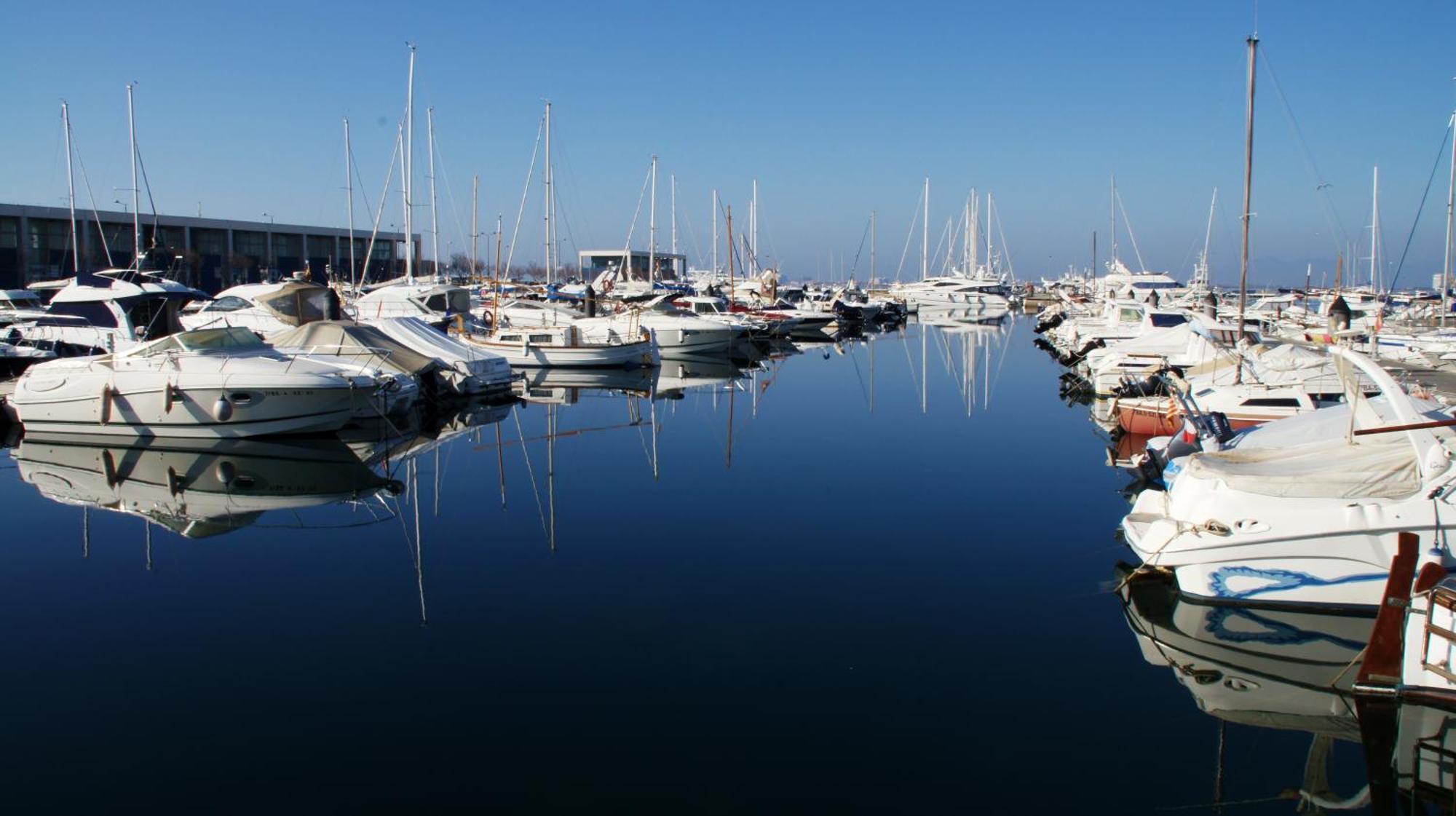 Hotel Canyelles Platja 4*