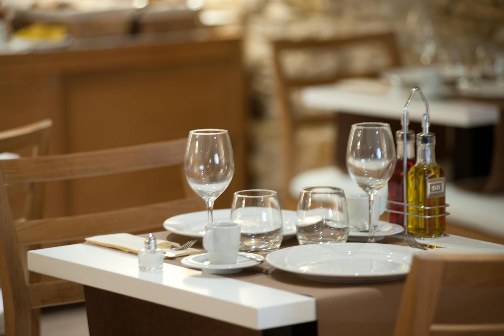 Hotel El Petit Convent 3*